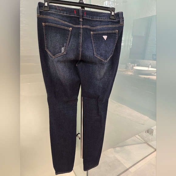 Guess jeans - Picture 3 of 3